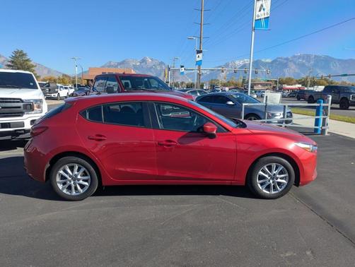 2018 Mazda Mazda3 Sport
