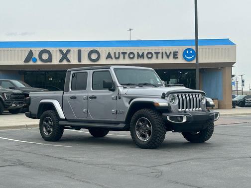 Billet Silver Metallic Clearcoat 2020 Jeep Gladiator Overland