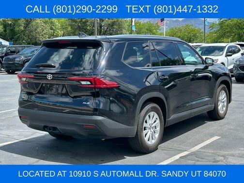 Midnight Black Metallic 2026 Toyota Grand Highlander XLE