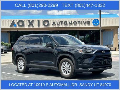 Midnight Black Metallic 2026 Toyota Grand Highlander XLE