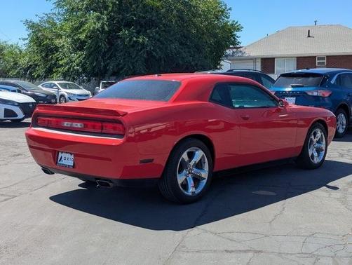 2014 Dodge Challenger SXT