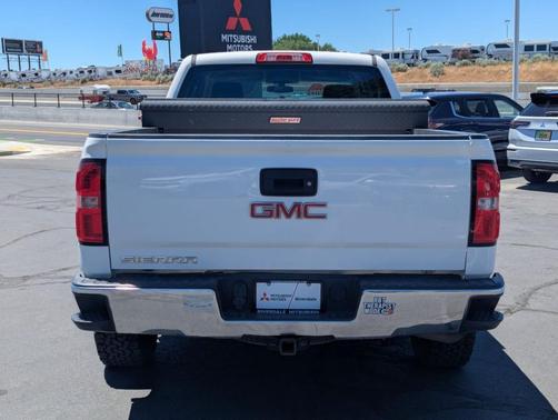 Summit White 2018 GMC Sierra 1500 Base