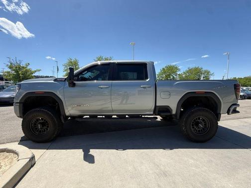 Sterling 2024 GMC Sierra 3500 AT4