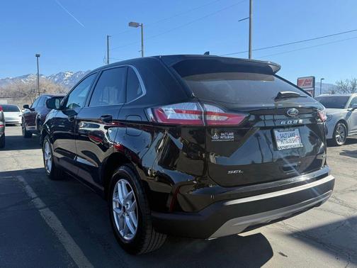 Black Metallic 2024 Ford Edge SEL