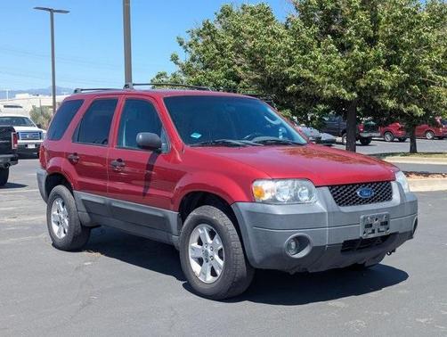 2005 Ford Escape XLT