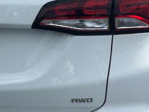 Summit White 2022 Chevrolet Equinox LS