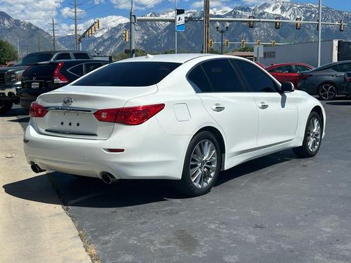 Pure White 2017 INFINITI Q50 3.0T Premium