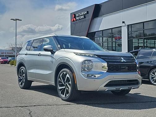 2025 Mitsubishi Outlander PHEV 