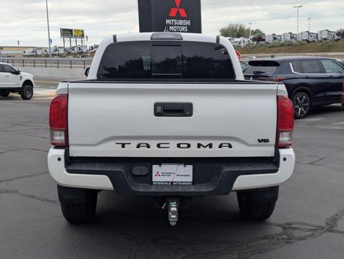 Super White 2017 Toyota Tacoma TRD Off Road