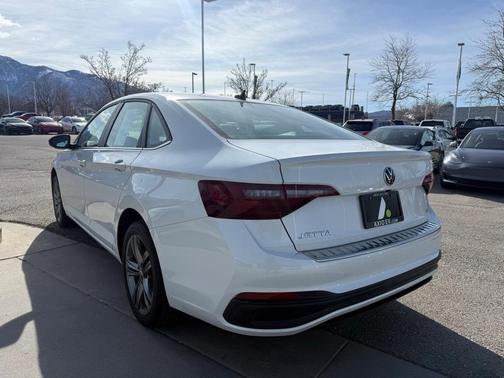 2023 Volkswagen Jetta 1.5T SE