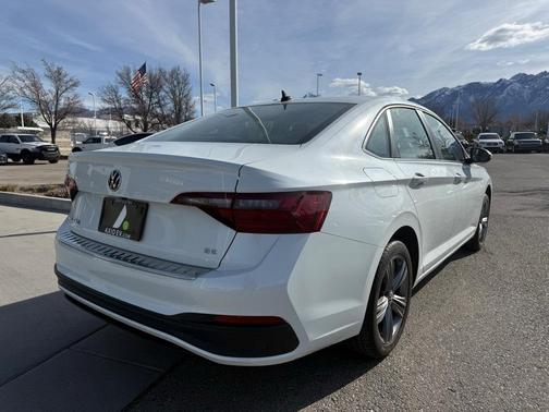 2023 Volkswagen Jetta 1.5T SE