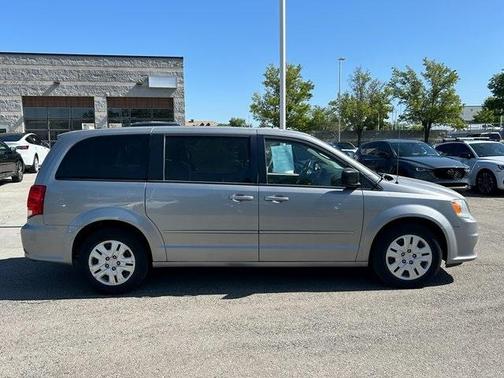 2016 Dodge Grand Caravan AVP/SE