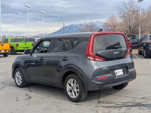 2022 Kia Soul LX