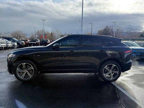 2017 Jaguar F-PACE 35t R-Sport