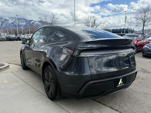 2026 Tesla Model Y Long Range
