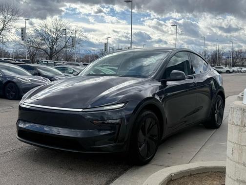 2026 Tesla Model Y Long Range