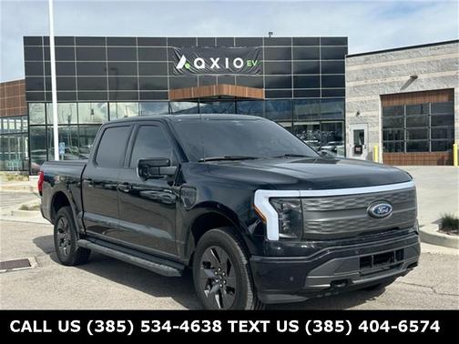 2023 Ford F-150 Lightning LARIAT