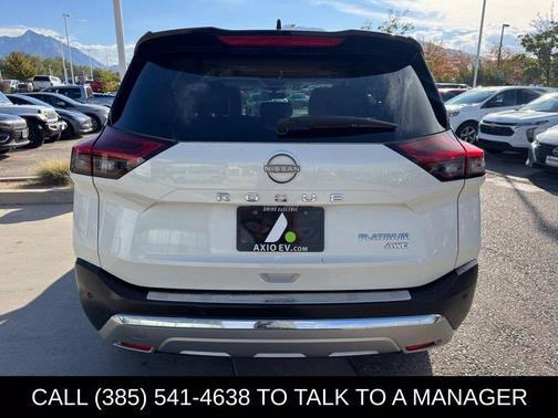 2 Tone White / Black Roof 2023 Nissan Rogue Platinum