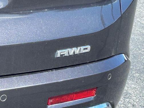 Iridium Metallic 2019 GMC Acadia Denali