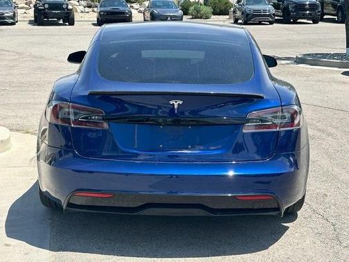 2022 Tesla Model S Base
