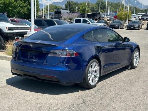 2022 Tesla Model S Base
