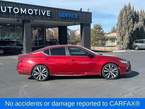 2021 Nissan Altima 2.0 SR