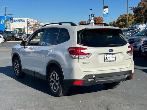 2020 Subaru Forester Premium