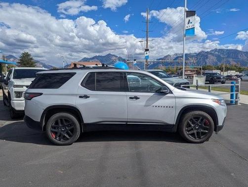 2020 Chevrolet Traverse Premier