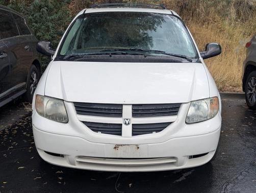 2005 Dodge Grand Caravan SE