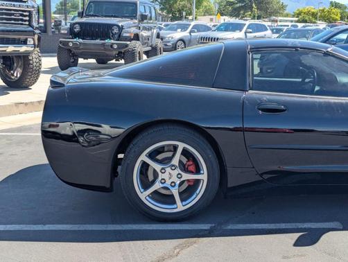 2003 Chevrolet Corvette