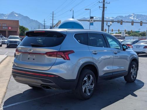2021 Hyundai SANTA FE SE