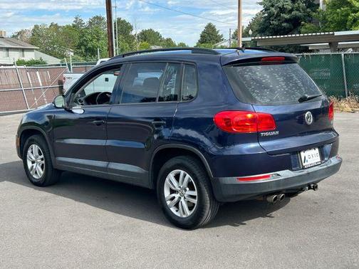Night Blue Metallic 2016 Volkswagen Tiguan S
