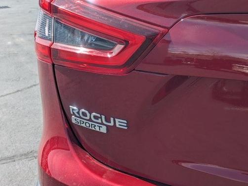 2022 Nissan Rogue Sport S