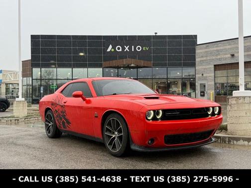 Go Mango! 2018 Dodge Challenger R/T Scat Pack