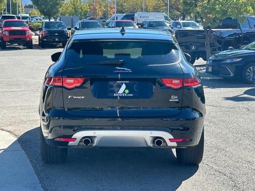 2019 Jaguar F-PACE S