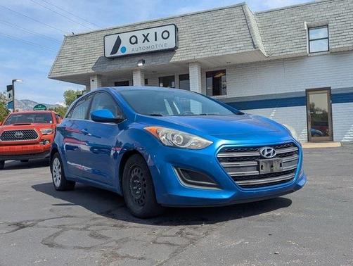 2017 Hyundai Elantra GT Base