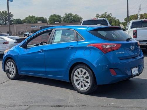 2017 Hyundai Elantra GT Base