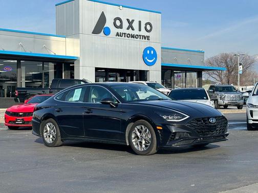 2023 Hyundai SONATA SEL