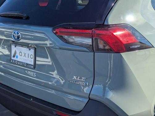 2023 Toyota RAV4 Hybrid XLE Premium