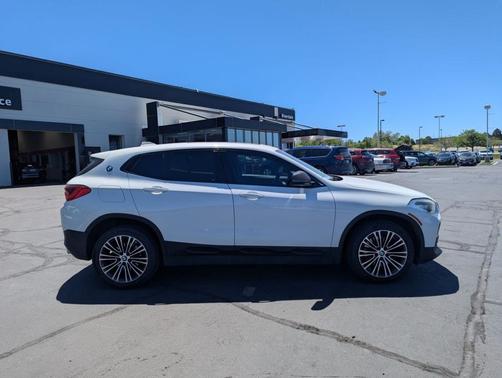 Alpine White 2018 BMW X2 sDrive28i