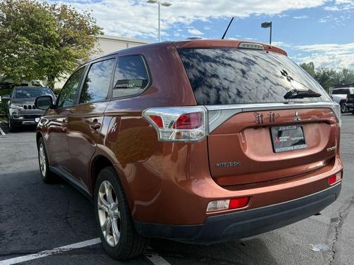 2014 Mitsubishi Outlander SE