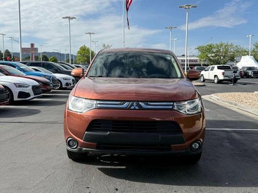 2014 Mitsubishi Outlander SE