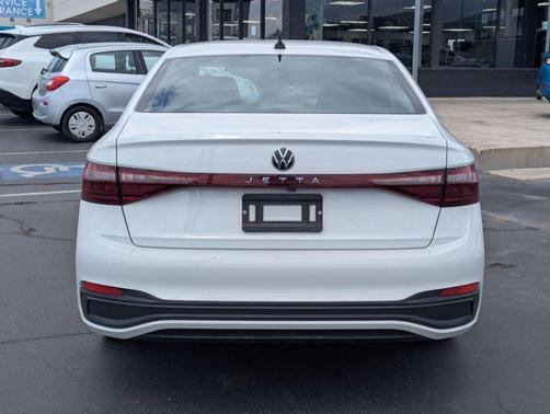 Pure White 2025 Volkswagen Jetta 1.5T Sport