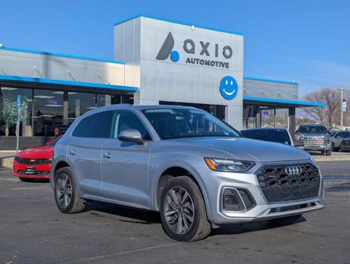 2022 Audi Q5 45 S line quattro Premium