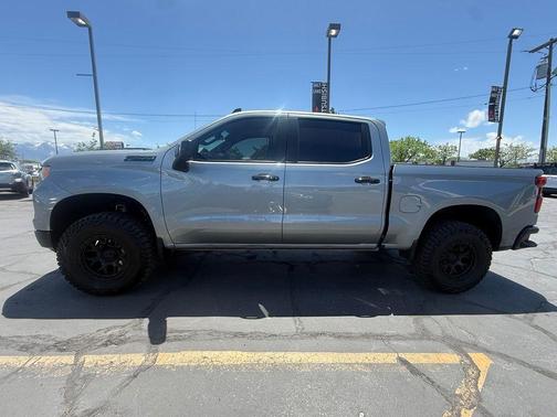 Sterling Gray Metallic 2024 Chevrolet Silverado 1500 LT Trail Boss