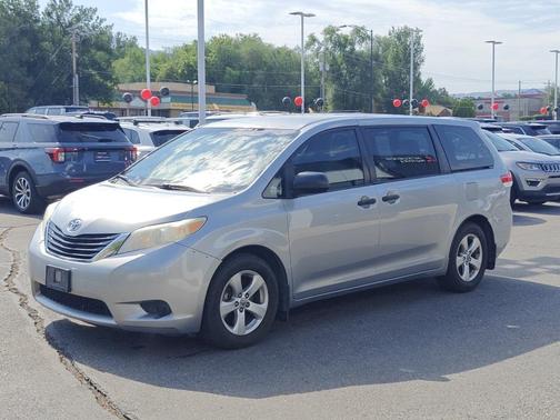 2014 Toyota Sienna L