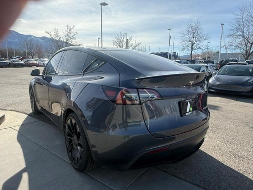 2022 Tesla Model Y Performance