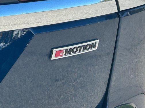 2021 Volkswagen Atlas 3.6 V6 SE w/ Technology R-Line