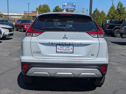 2024 Mitsubishi Eclipse Cross SE