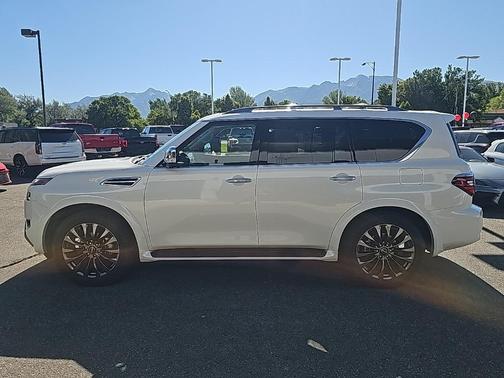 2024 Nissan Armada Platinum